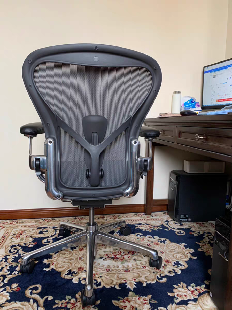Herman Miller Aeron Chair - Mineral Polished Aluminium base/frame (1 Year Warranty)