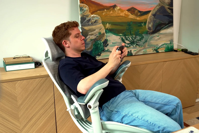 Gaming in the DORO-C300 Pro V2