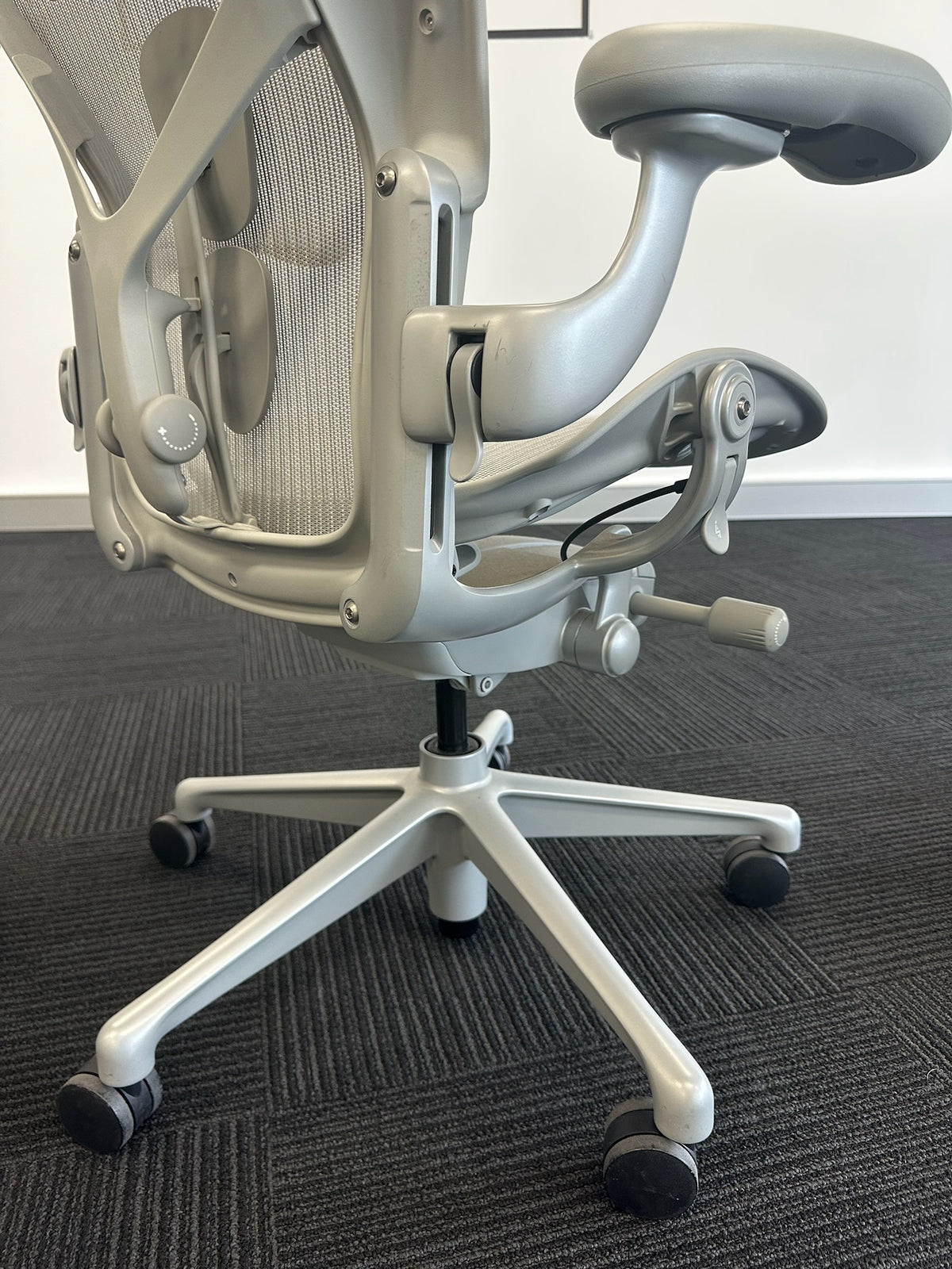 Herman Miller Aeron Chair