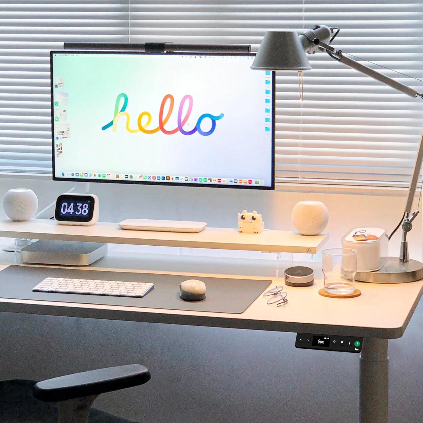 9am Robin Smart Standing Desk — feature 3