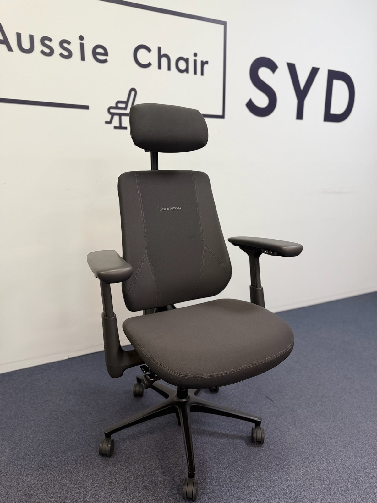 LiberNovo Maxis Big & Tall Dynamic Ergonomic Chair