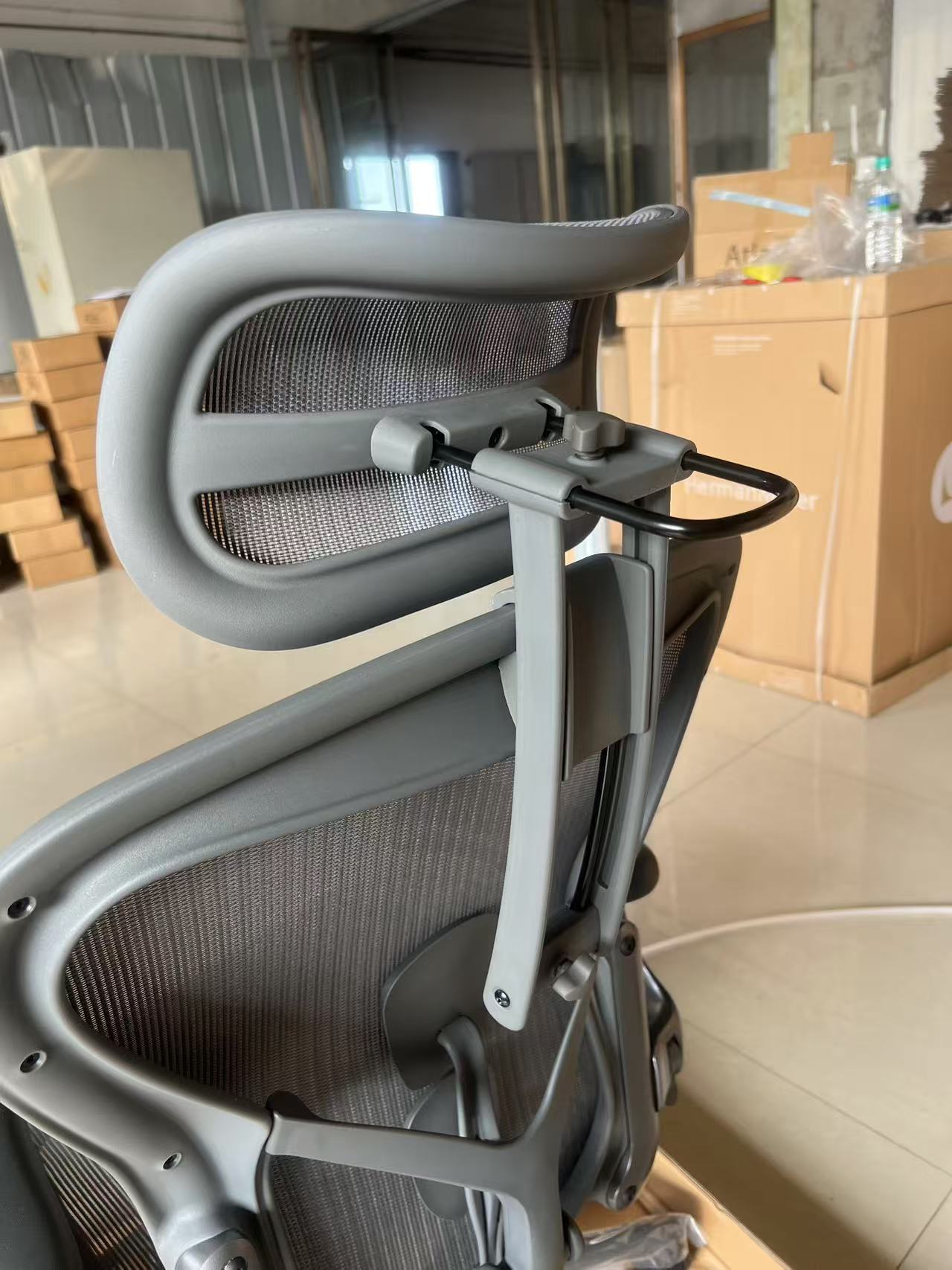 Herman Miller Aeron Chair Genuine Atlas Headrest