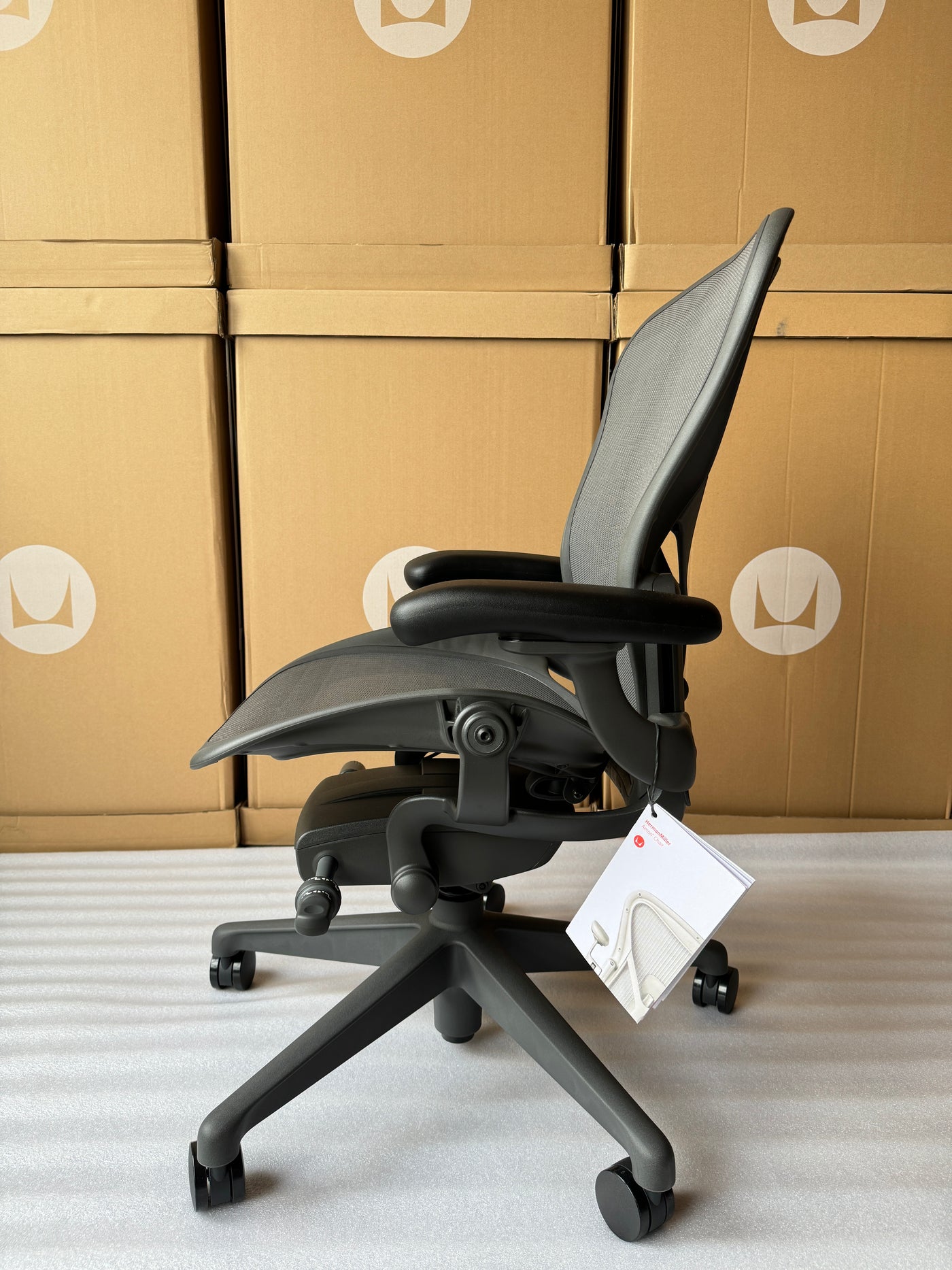 Herman Miller Aeron Chair - Graphite (12 Year Warranty)