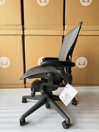 Herman Miller Aeron Chair - Graphite (12 Year Warranty)