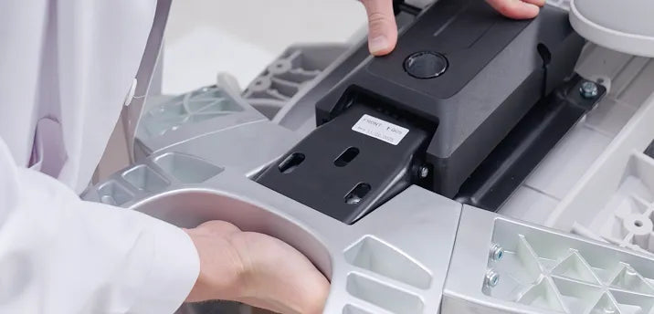 Assembling the HBADA E3 seat mechanism, from HBADA's installation video