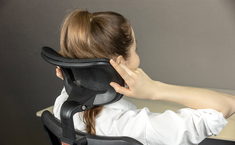 Adjusting the Sihoo M57 headrest